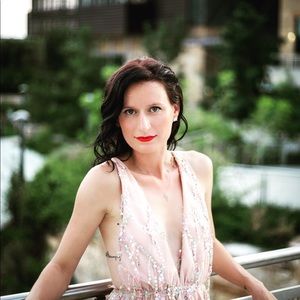 Meet your Posher, Ali